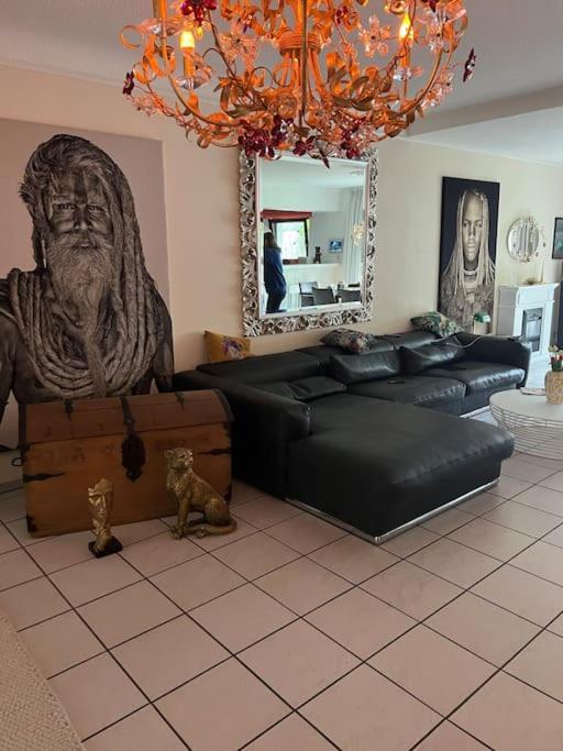 Villa Casa Blanca Mit Privatem Schwimmbad 26 Grad Und Sauna Duisburg Eksteriør billede