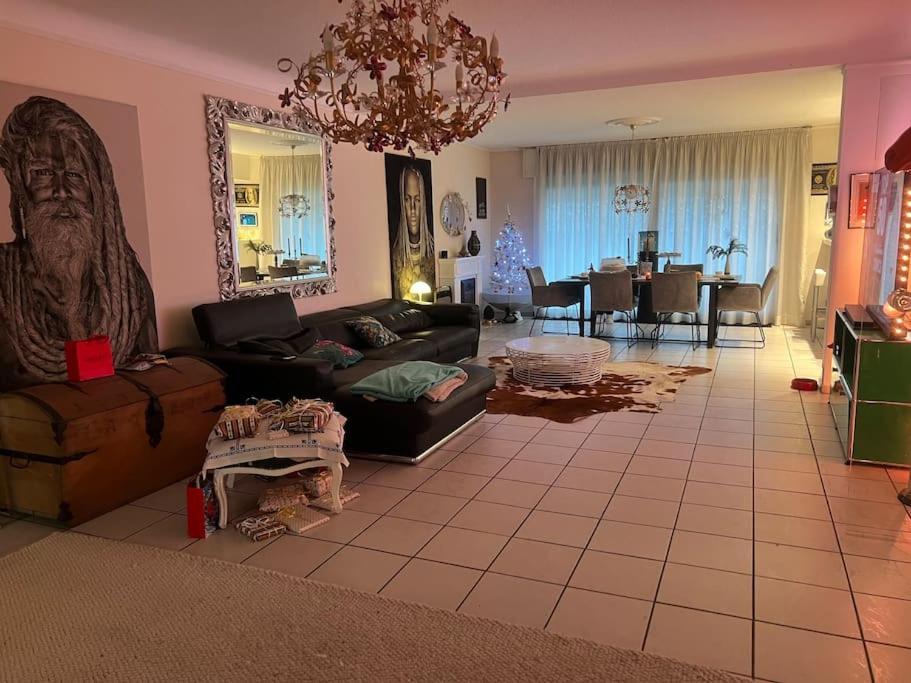 Villa Casa Blanca Mit Privatem Schwimmbad 26 Grad Und Sauna Duisburg Eksteriør billede