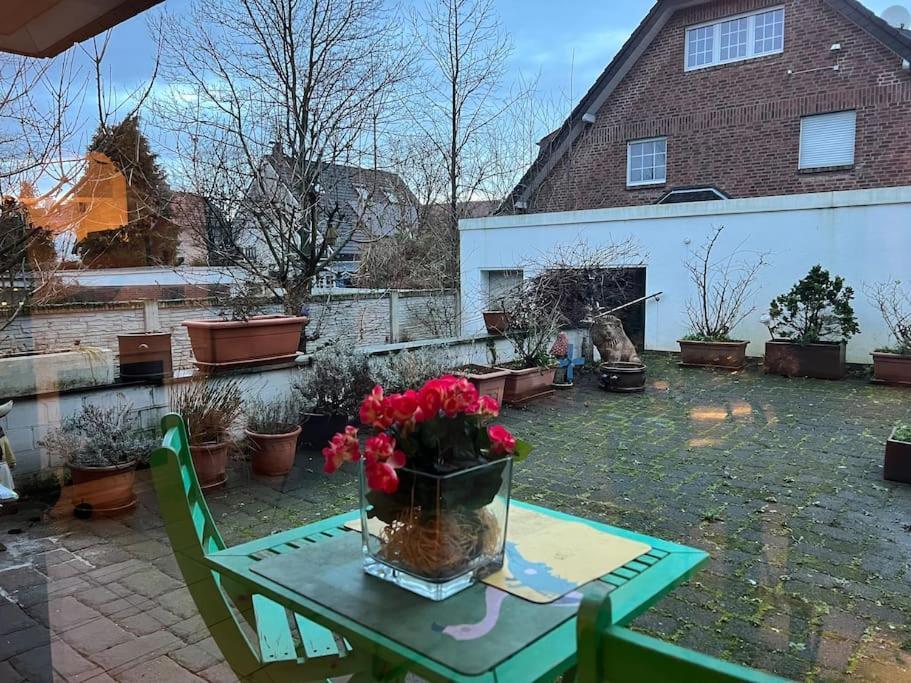 Villa Casa Blanca Mit Privatem Schwimmbad 26 Grad Und Sauna Duisburg Eksteriør billede