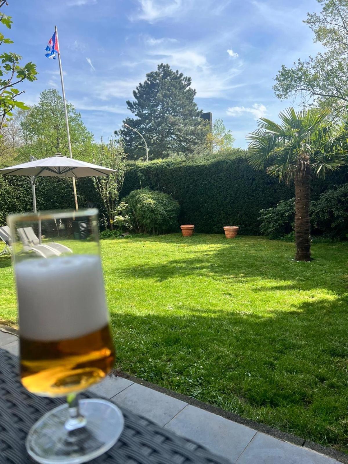 Villa Casa Blanca Mit Privatem Schwimmbad 26 Grad Und Sauna Duisburg Eksteriør billede