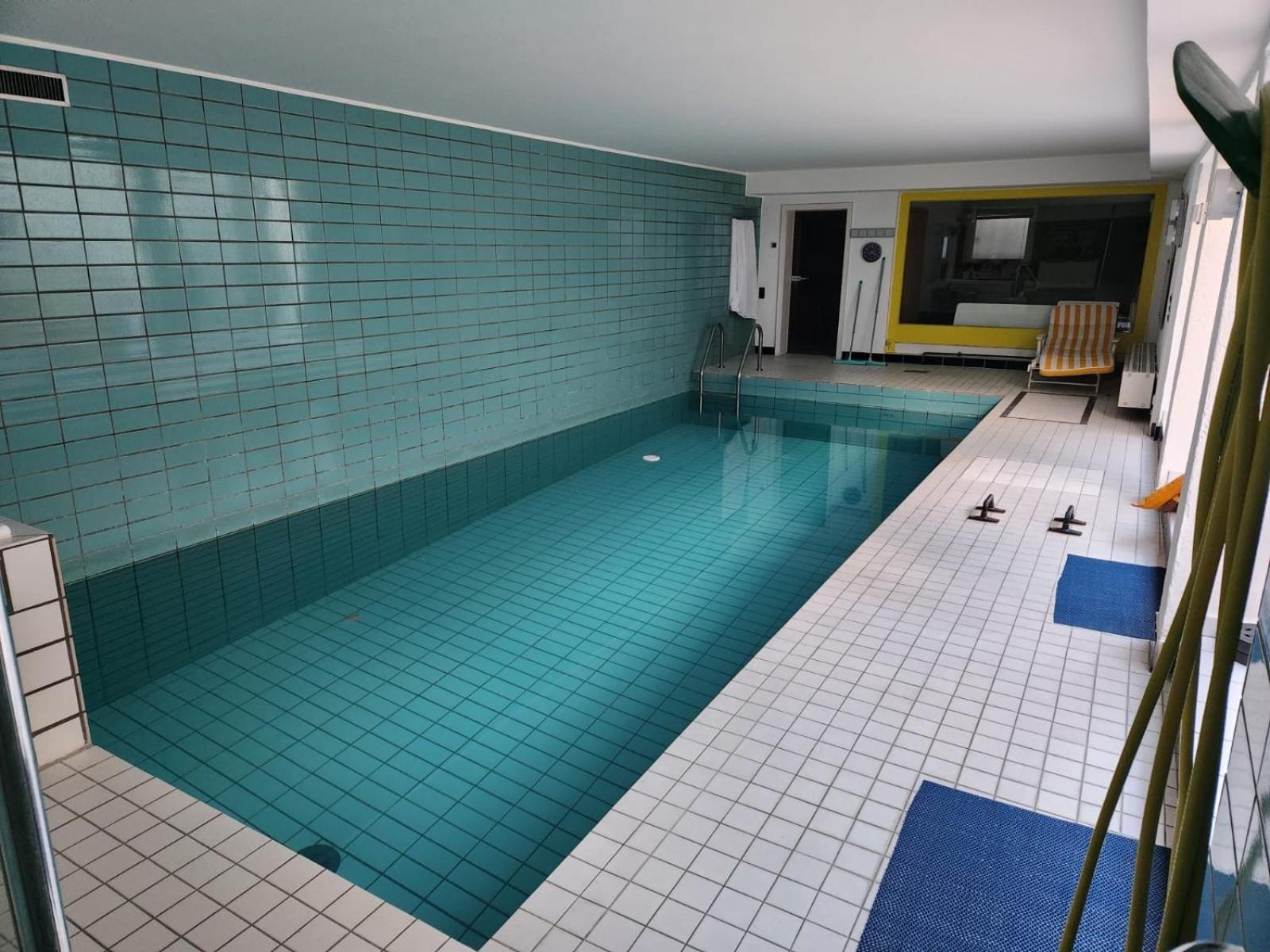 Villa Casa Blanca Mit Privatem Schwimmbad 26 Grad Und Sauna Duisburg Eksteriør billede