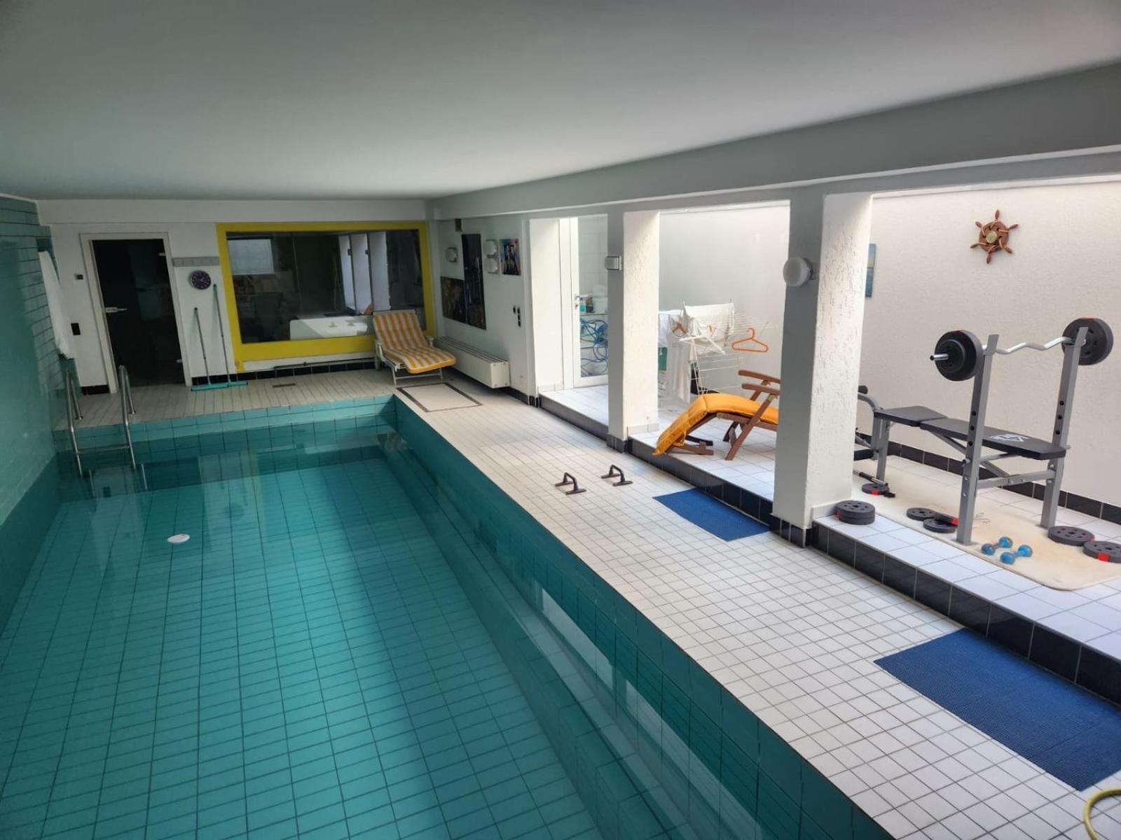 Villa Casa Blanca Mit Privatem Schwimmbad 26 Grad Und Sauna Duisburg Eksteriør billede